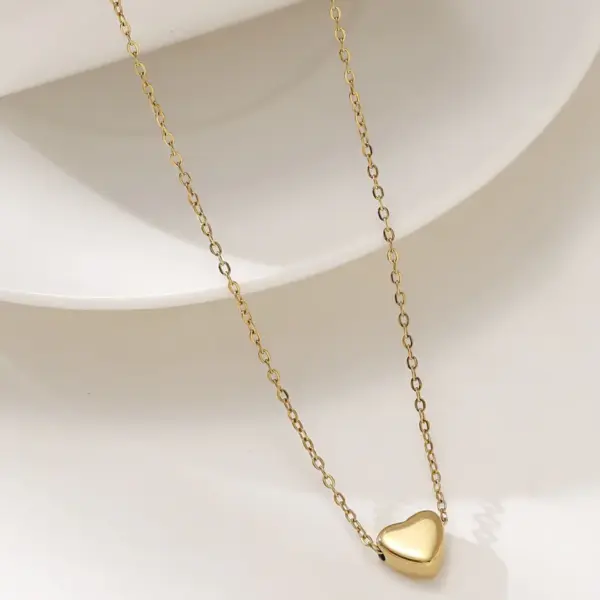 Wholesale 18K Gold Plated 304 Stainless Steel Vacuum Electroplating (In Furnace) Heart-Shaped Elegant O-Chain Box Chain/Square Pearl Chain Necklace Suitable For Women To Wear On Valentine's Day Or Dates