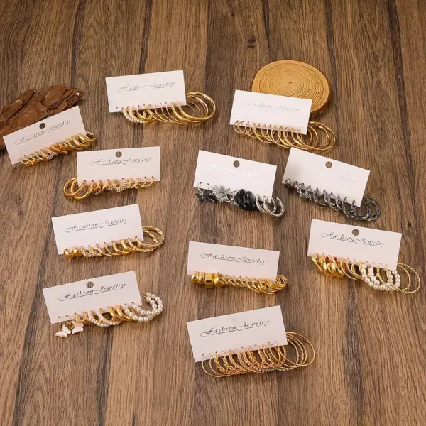 Wholesale 1 Set Ig Style Geometric Plating Inlay Alloy Artificial Pearls Rhinestones 14k Gold Plated Earrings