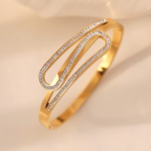 Gold with diamonds back and forth