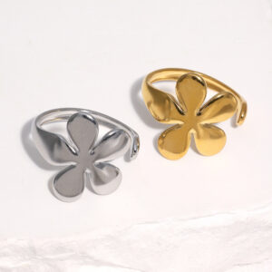 Wholesale Stainless steel ring that won't fade, gold-plated flower ring, adjustable titanium steel ring.