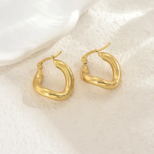 Wholesale Geometric Minimalist Stainless Steel Hollow Out Irregular Earrings Fashionable Casual Classic Style For Women Four Seasons Wear
