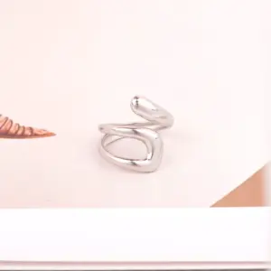 Silver / Average Size / 6#