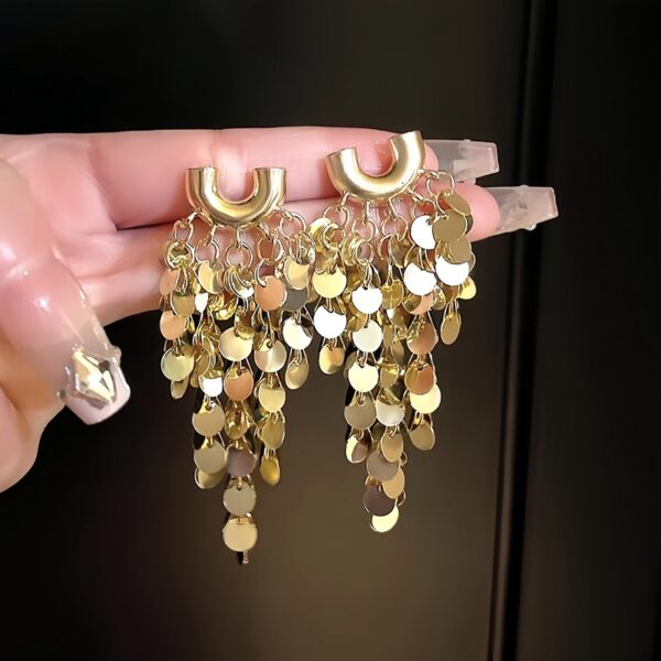 oly-b88be1a1af7c182cee567a66b03dee31 Wholesale fashion temperament tassel sequins heavy earrings atmosphere high sense cold wind metal hair accessories