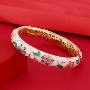 Magnolia (white)