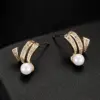 Wholesale Irregular Earrings For Women Made Of Copper With Freshwater Pearl Inlay Featuring Electroplated Finish And 925 Sterling Silver Ear Pins