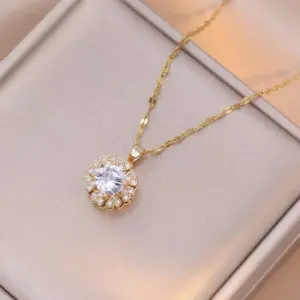 X3052 Gold Heart Rotating Necklace