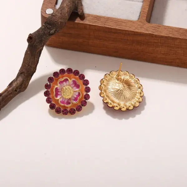 Wholesale Hypoallergenic Flowers Stud Earrings For Women In Copper With KC Golden Plated UV Plating And 0.03µm Thickness