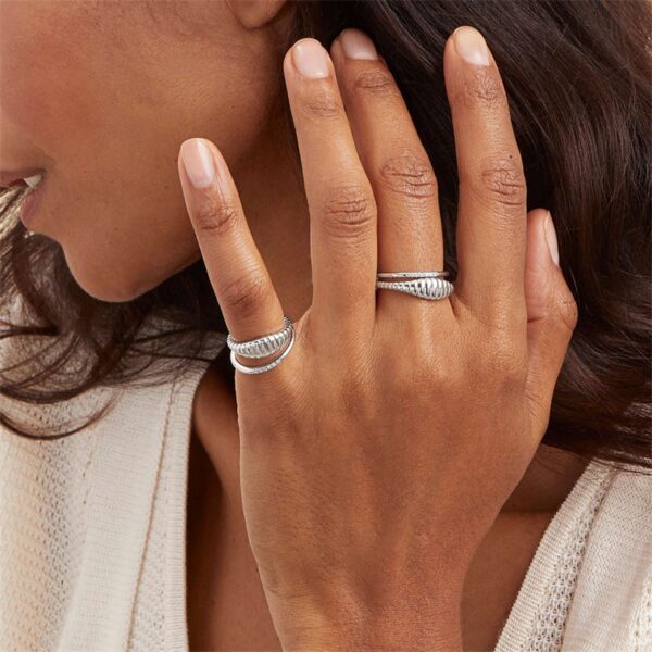 oly-bae6b08ca62ee7fea381af4f323b5454 Wholesale Fashion simple fashion style stainless steel gold plated ring personality couple Ring Ring