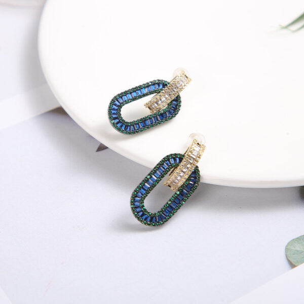 Wholesale  fashion simple gorgeous romantic inlaid zircon Rhine blue oval earrings for women Valentine's Day gift