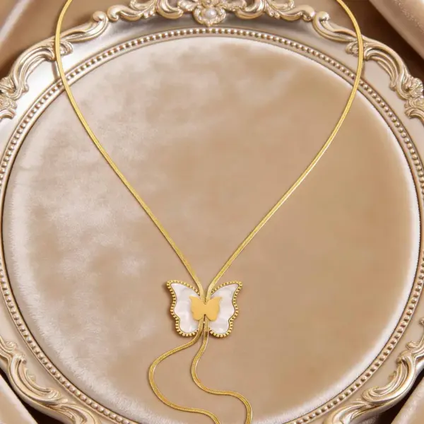 Wholesale Butterfly Necklace For Women With Waterproof Non Tarnish 304 Stainless Steel, 18K Real Gold Plated, Zircon Inlay, And Box Chain
