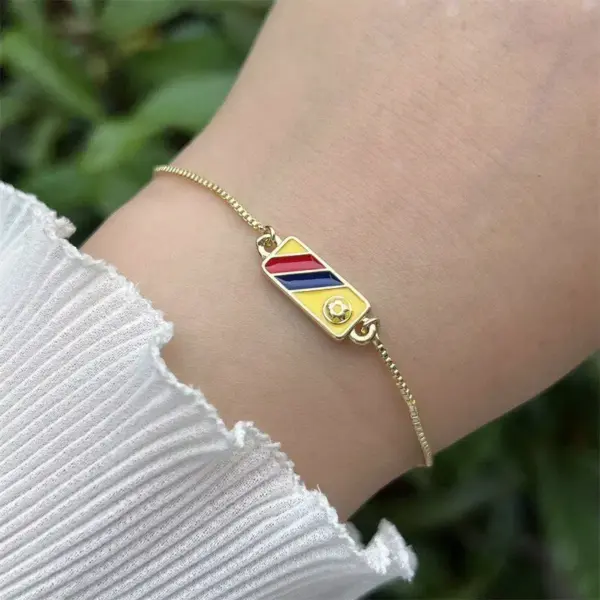 Wholesale Women’s National Flag Bracelet With Bezel Setting, PVD Coated Copper, 18K Real Gold Plated Slider Chain
