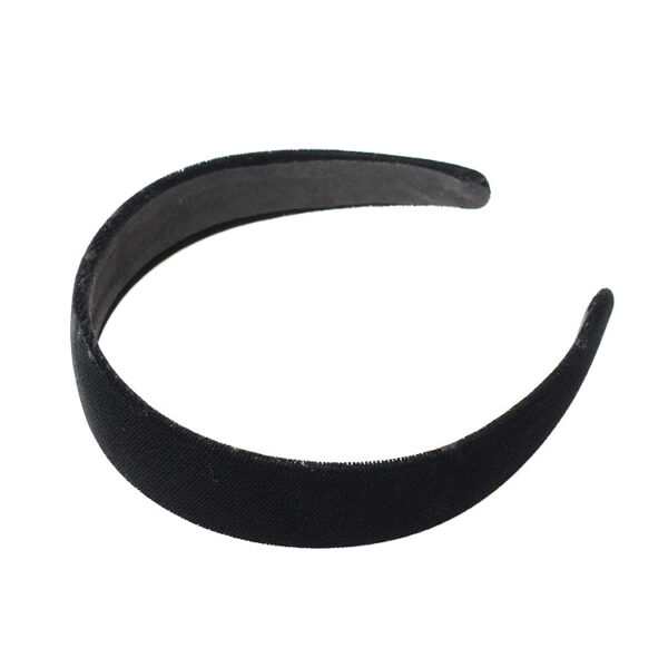 Wholesale Korean-style hair accessories: Wide, fully fabric-wrapped headband in gold velvet corduroy—a versatile, stylish choice.