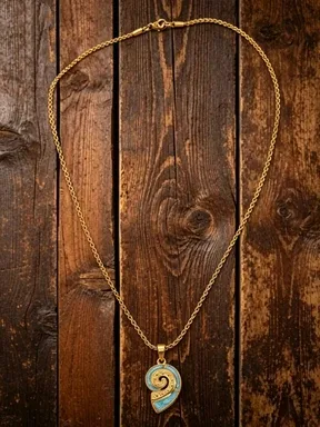 Wholesale Conch Waterproof Non Tarnish Necklace For Women, 18K Real Gold Plated 304 Stainless Steel With Zircon Inlay And Box Chain