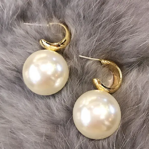 Wholesale Three-dimensional Geometric Drop Earrings For Women In Copper With KC Golden Water Plating And Artificial Pearl Inlay