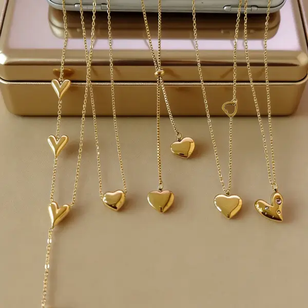 Wholesale 18K Gold Plated 304 Stainless Steel Vacuum Electroplating (In Furnace) Heart-Shaped Elegant O-Chain Box Chain/Square Pearl Chain Necklace Suitable For Women To Wear On Valentine's Day Or Dates