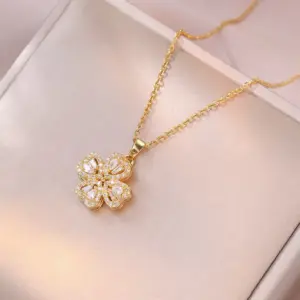 X3348 Heart White Rotating Necklace