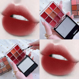 02 # Lip gloss palette