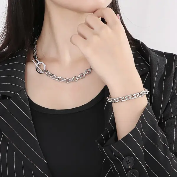 Wholesale 304 Stainless Steel Geometric PVD Coated 18K Real Gold Plated Fashion Waterproof Non Tarnish Plating O-shaped Chain Gold Bracelets Necklace