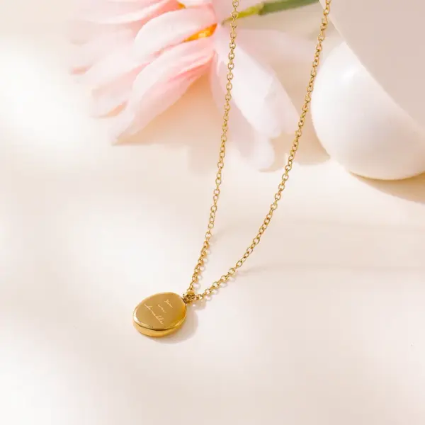 Wholesale Double Layer Stacked Rectangular White Shell Titanium Steel Necklace For Women 18k Gold Clavicle Chain