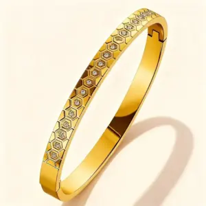 46-D-6 Gold Diamond-Embellished Bracelet