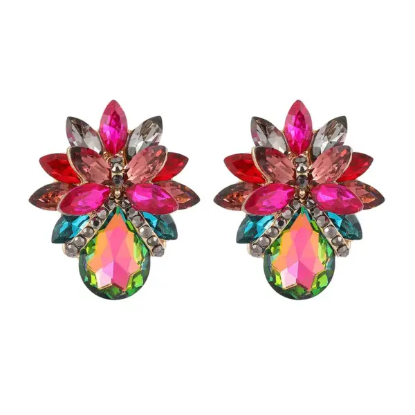 Wholesale 1 Pair Retro Flower Steel Needle Inlay Artificial Pearls Zircon Women's Earrings