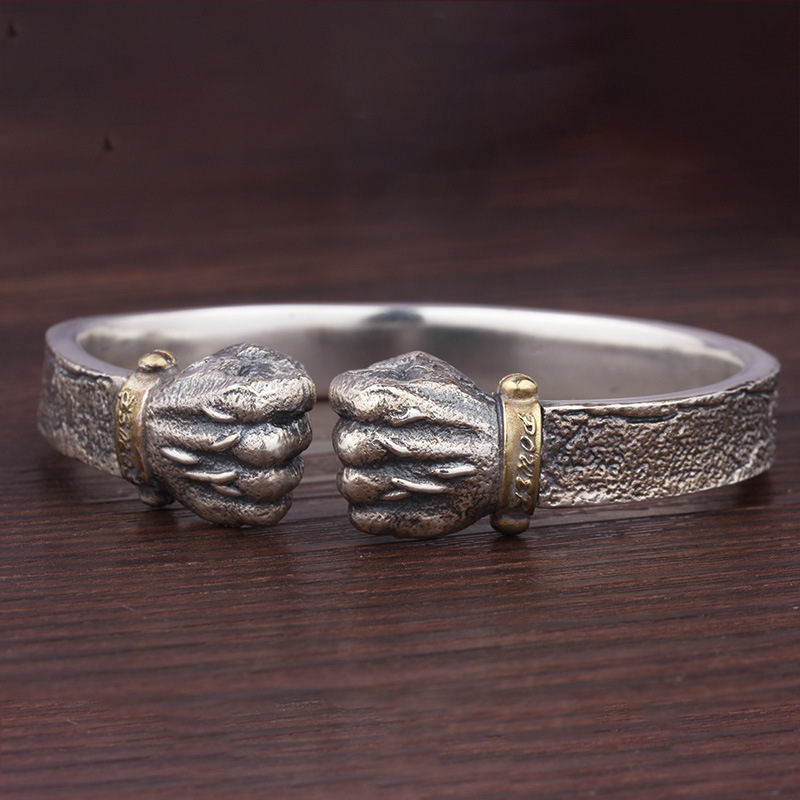 Wholesale Cross-border Hot Selling Power Holding Silver Bracelet Men's Personality Retro Solid Open Fist Power Fist Bracelet