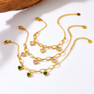 Wholesale niche retro gold-plated all-match fashion colorful gem love pendant titanium steel chain bracelet
