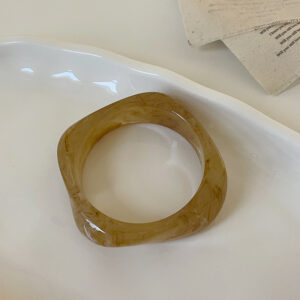 Irregular bracelet