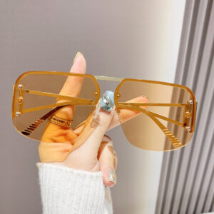 gold frame transparent tea