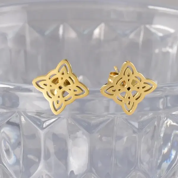 Wholesale 304 Stainless Steel Solid Color PVD Coated 18K Real Gold Plated 18K Gold Elegant Simple Style Classic Style Waterproof Non Tarnish Plating Ear Studs
