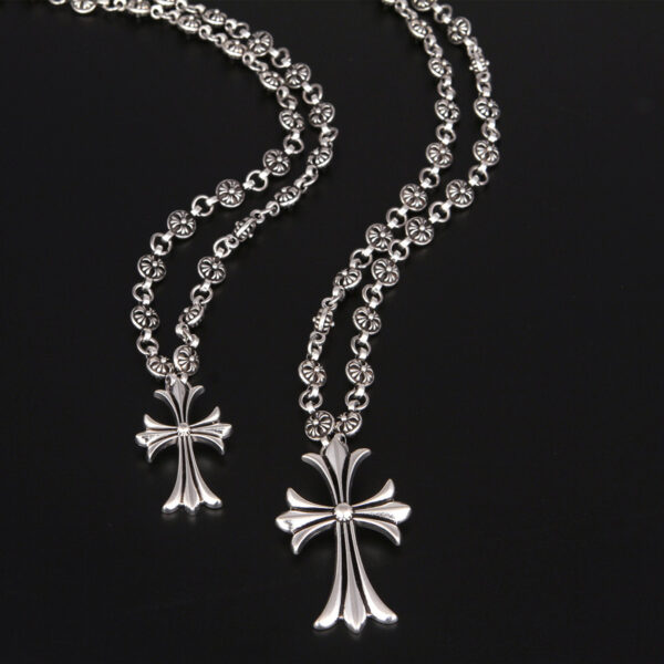 Wholesale   Nightclub Fashion Brand Cross Necklace Handmade Chain Valentine's Day Gift Vintage Imitation Silver Hanging Chain