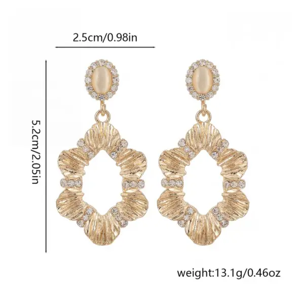 Wholesale Exaggerated Gold Quadrilateral Stud Earrings For Women In Zinc Alloy