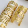 Wholesale PVD Coated 18K Gold Plated Flower Chrysanthemum 304 Stainless Steel Oversized Waterproof Non Tarnish 304 Stainless Steel Bangle