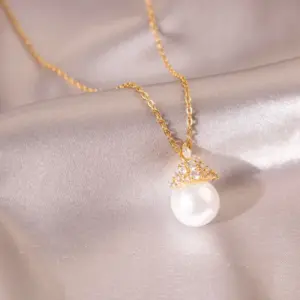 Necklace - Gold - White (Real Gold Plating)