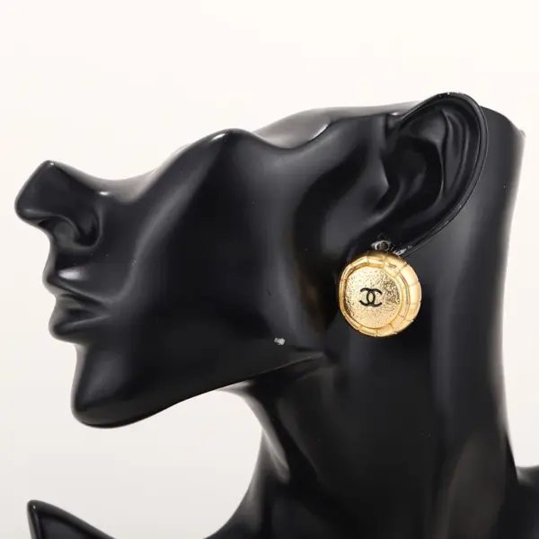 Wholesale Geometric Hypoallergenic Stud Earrings For Women In Copper With KC Golden Plated UV Plating And 0.03µm Thickness