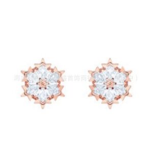 Rose gold snowflake earrings