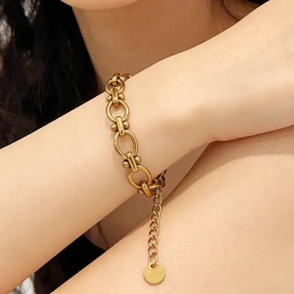 Wholesale Square Electroplated Bracelet For Women In 304 Stainless Steel With Real Gold PVD Coated Handmade Chain