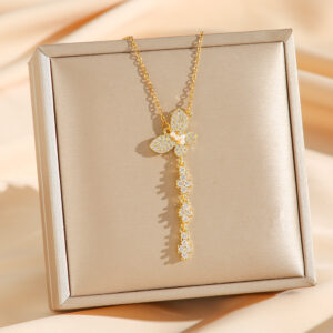 8726 gold tassel butterfly