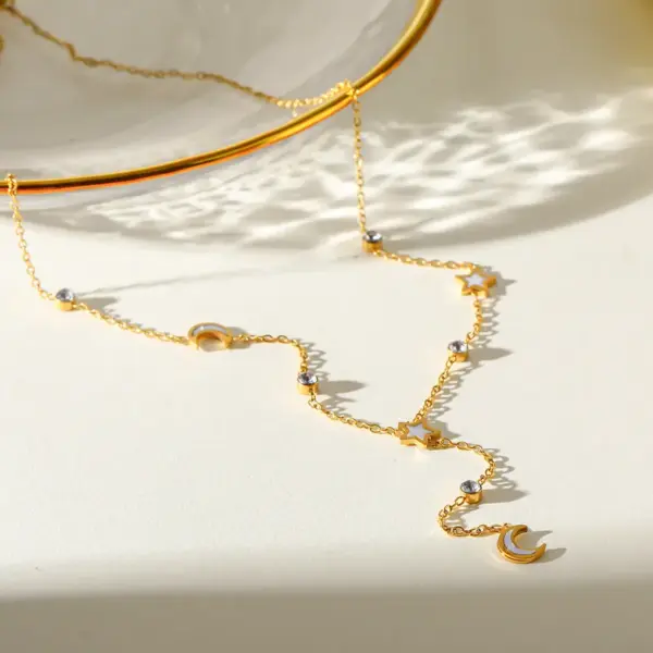 Wholesale Starburst Necklace For Women With Bezel Setting, PVD Coated 304 Stainless Steel, Rhinestones Inlay, And Cable Chain