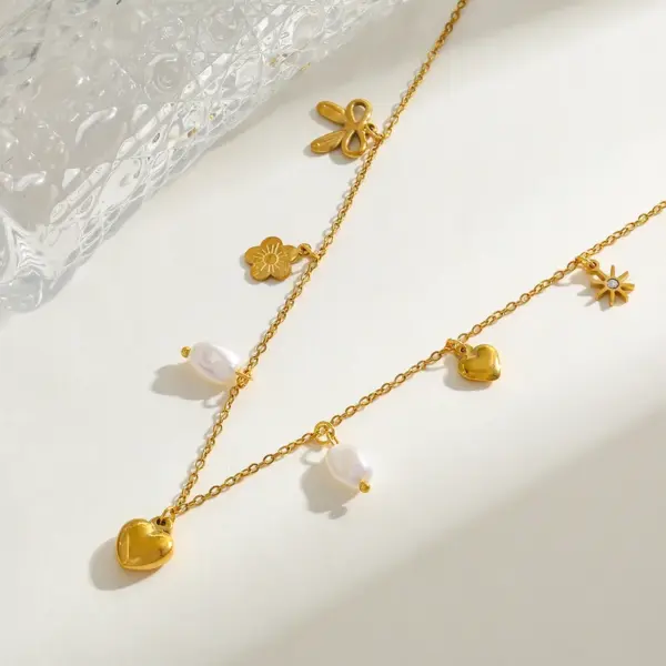 Wholesale Stainless Steel 18K Gold Plated Multi-Pendants Necklace Imitation Pearl Embedded Zircon Heart Sakura Design Casual Romantic Artistic