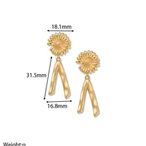 Gold Flower Stud Earrings