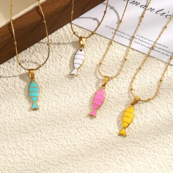 Wholesale For Animal Lovers: Elegant Pendant Featuring A Beautiful Animal Design, Perfect Gift For Nature Enthusiasts