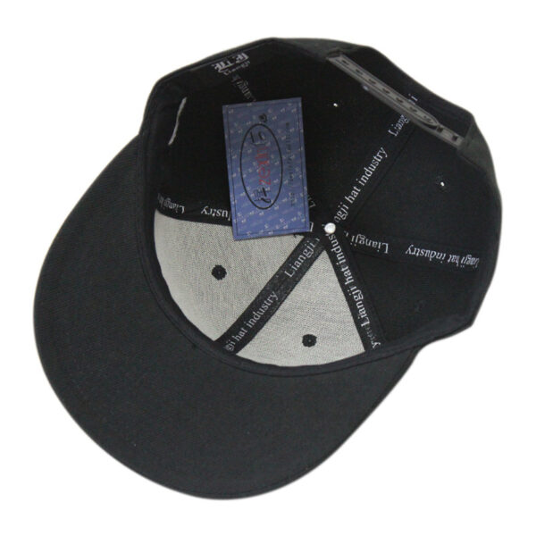 oly-c400582e1a559e3ed10e38630c0b1f29 Wholesale hip hop flat brim hat skull rivet hip hop baseball cap men's bboy street dance hat trendy men's and Women's Flat Hat