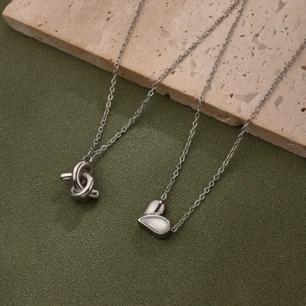 Wholesale Jewelry IG Style Casual Simple Style Heart Shape Knot 304 Stainless Steel Resin Handmade Polishing Inlay Cable Chain Necklace
