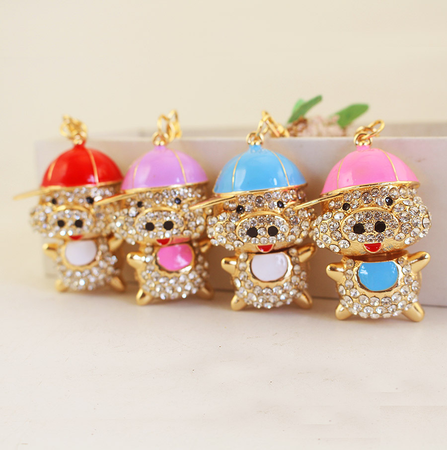Wholesale Creative Cute Diamond Baseball Cap Piglet Car Keychain Piglet Animal Key Chain Zodiac Gift 352
