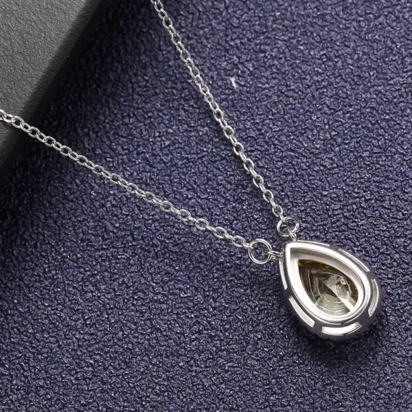 Wholesale Geometric Inlay Pendant Necklace For Women In 925 Sterling Silver With High Carbon Diamond And Platinum Plated Cable Chain