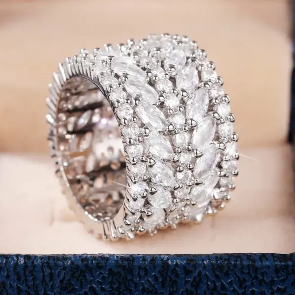Wholesale Geometric Claw Setting Ring For Women In Copper With White K Water Plating And Zircon Inlay