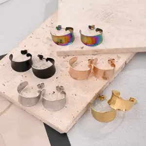 Wholesale 1 Pair/Package Casual Modern Style Simple Style C Shape Fish Scales Handmade Polishing Plating 304 Stainless Steel 18K Gold Plated Plating Color Rose Gold Plated Ear Studs