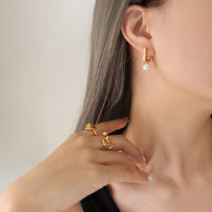 F287-gold earrings