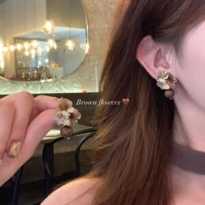 A2733 coffee - vintage maillard ombre floral earrings